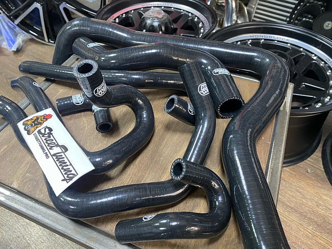 картинка Патрубки системы охлаждения Honda Accord 97-00 CF4 7шт, черные магазин  StreetTuning 