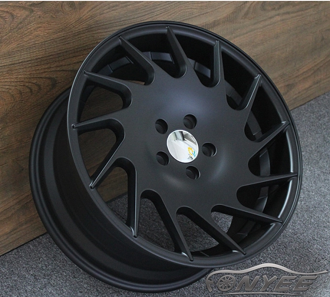 картинка Новые диски Vossen VLE1-R Replica R18 5X112 ET40 J8,5 черный мат магазин  StreetTuning 