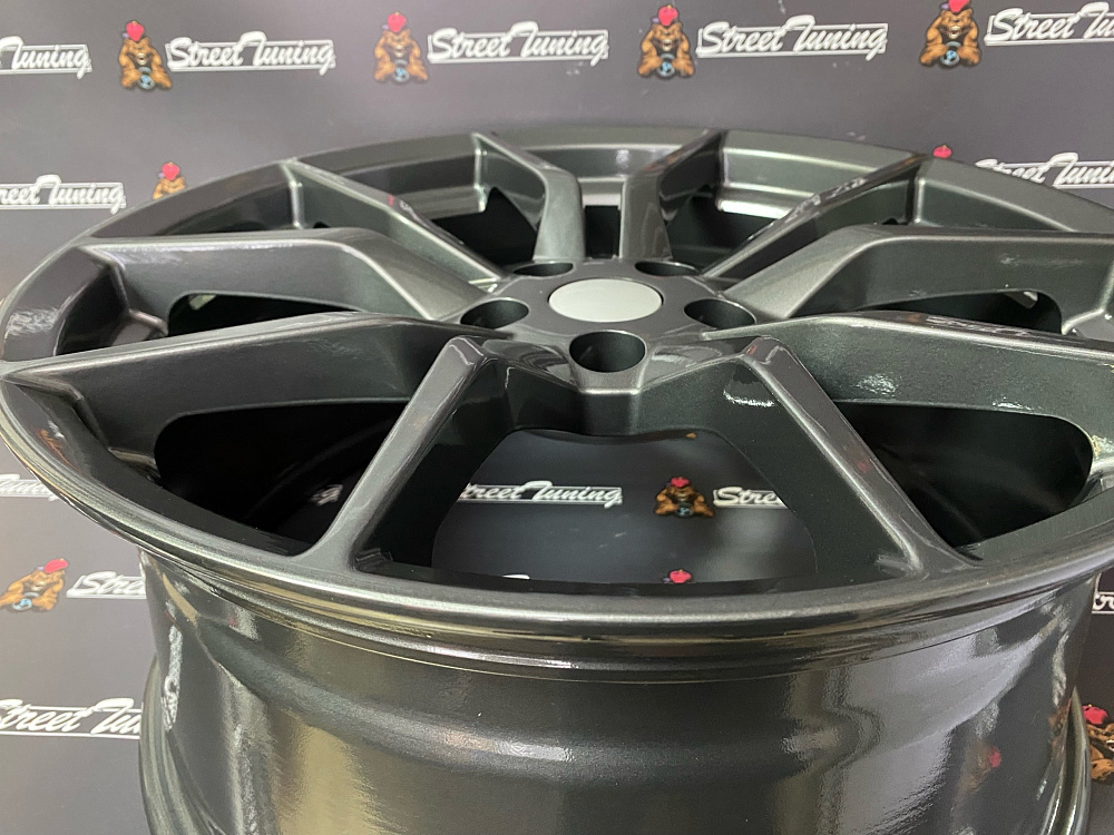 картинка Новые диски M5406 R18 J8 ET45 5x108 Gun Metal от магазина  StreetTuning