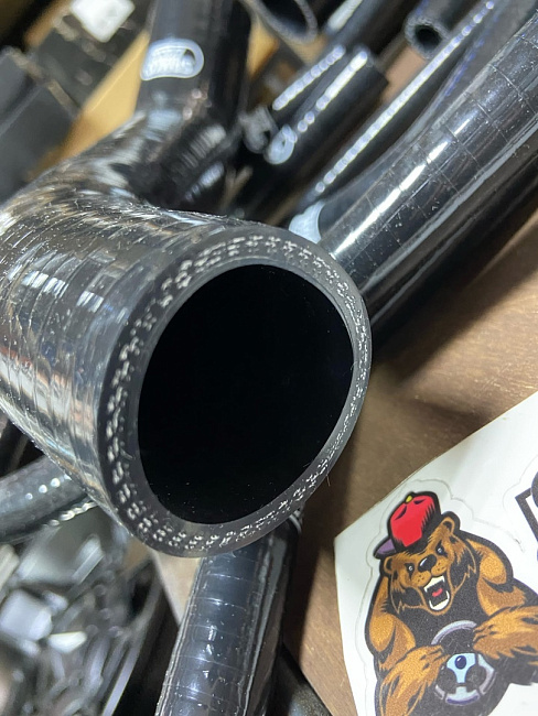 картинка Патрубки системы охлаждения для Subaru Impreza GD/GB/GG 2.0 WR турбо черные магазин  StreetTuning 