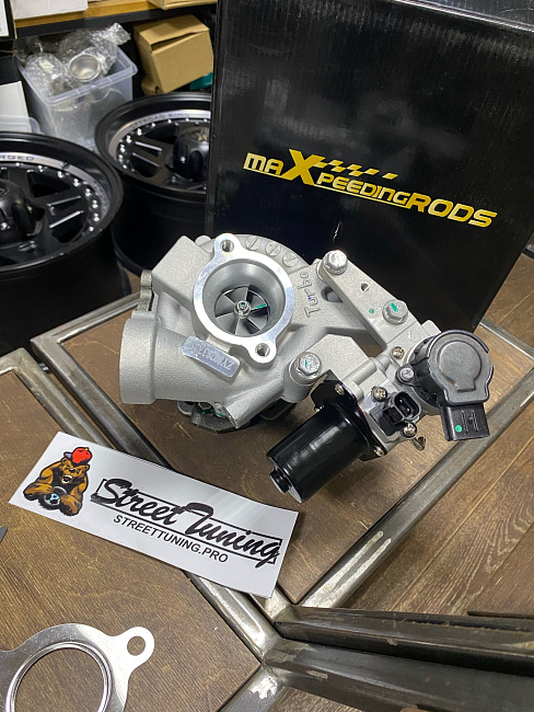 картинка Турбина MaXpeedingrods для Land Cruiser 200, 1VD-FTV 17201-51020 RH магазин  StreetTuning 