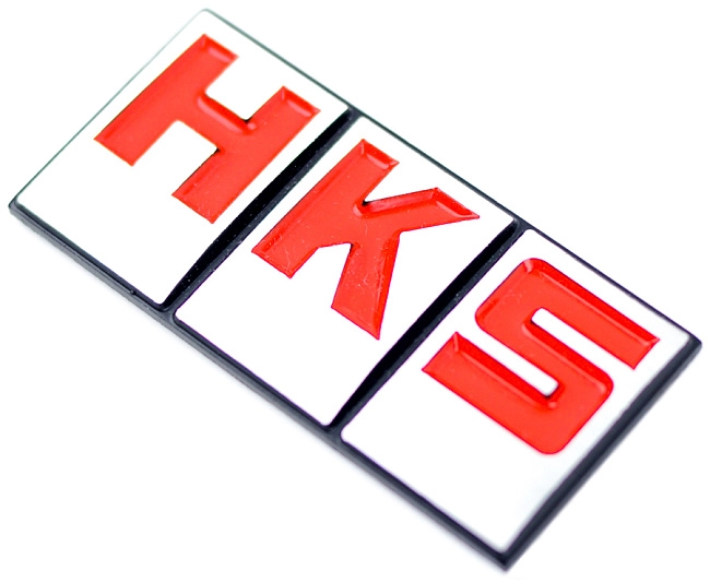 картинка Металлический шильдик с логотипом " HKS красн " магазин  StreetTuning 