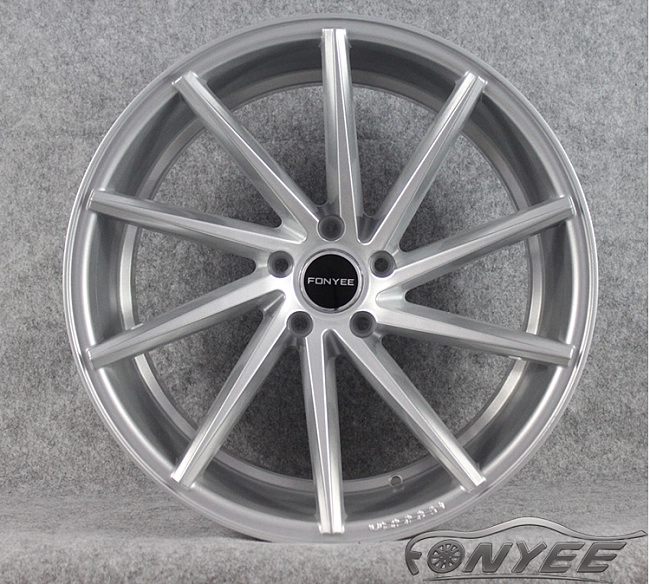 картинка Новые диски Vossen CVT-L Replica R20 5X114,3 ET40 J10 серебро магазин  StreetTuning 