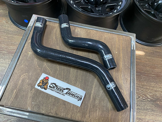 картинка Патрубки радиатора Samco Sport для Toyota Starlet Turbo EP91, черные магазин  StreetTuning 