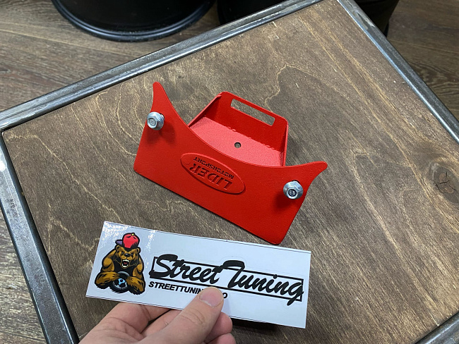 картинка Кронштейн крепления расширительного бачка LADA Веста на ВАЗ 2101-07 магазин  StreetTuning 