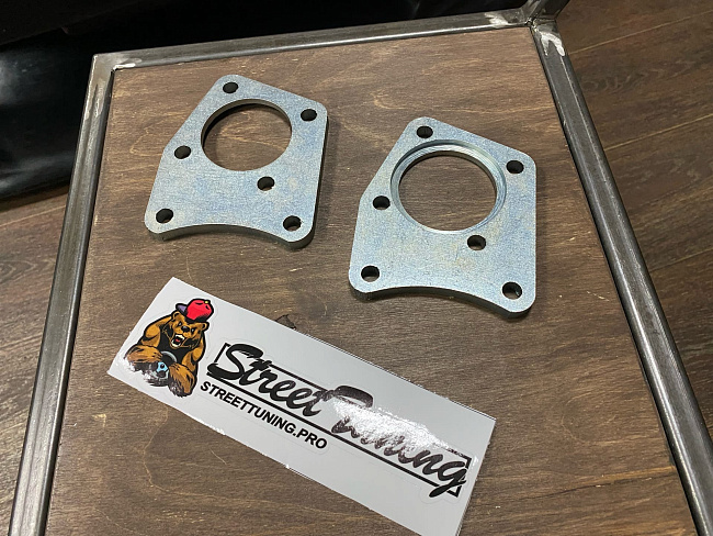 картинка Планшайбы для установки ПДТ на ВАЗ 2101-07 под 15е суппорта магазин  StreetTuning 