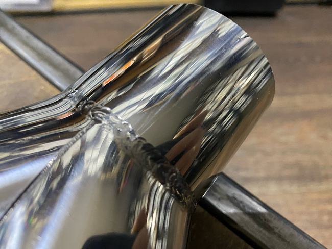 картинка Насадки на глушитель BMW M двойные комплект- 2 шт 57 х 89 мм хром магазин  StreetTuning 