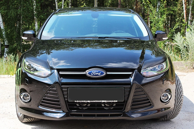картинка Ford Focus III 2011—2013 Накладки на передние фары (реснички) компл.-2 шт. магазин  StreetTuning 