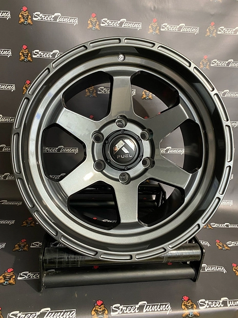 картинка Новые диски Fuel D572 R17 J9 ET(-12) 6x139.7 Grey магазин  StreetTuning 