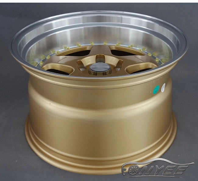 картинка Новые диски Rotiform R17 4x100-4x114,3 ET10 J10 золото + полированная полка магазин  StreetTuning 