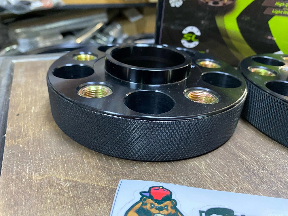 картинка Проставка Starleks 30 мм 5x112, FUT15x1.25 цо 66,6 Black от магазина  StreetTuning