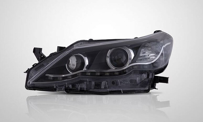 картинка Передние фары для Toyota Mark X Angel Eyes 2010-2013 магазин  StreetTuning 