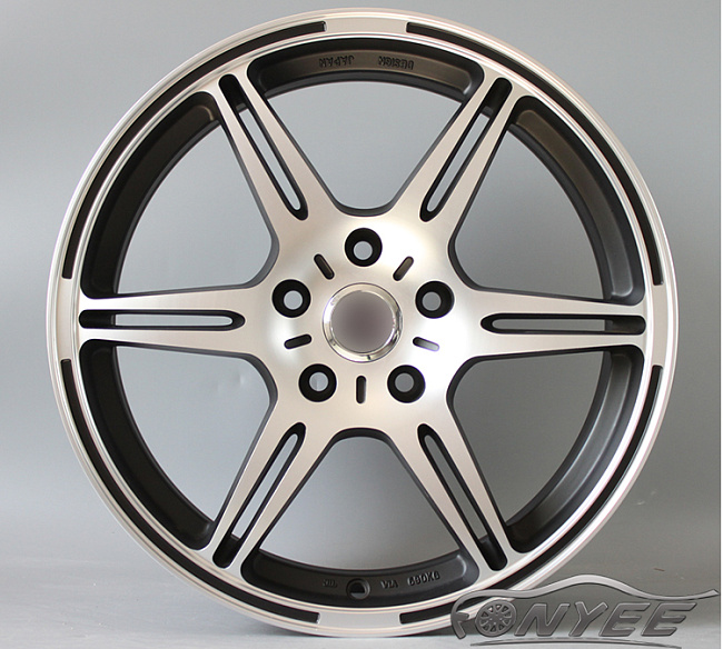 картинка Новые диски Styluz R17 5х114,3 ET40 J7 черный мат + серебро магазин  StreetTuning 