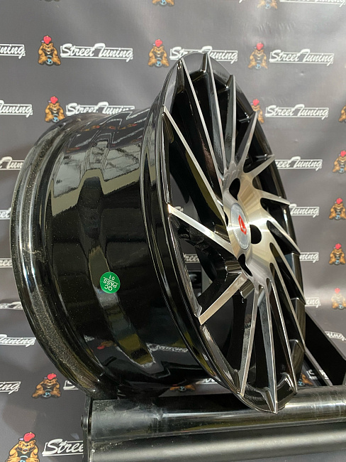 картинка Новые диски Vossen вертушки R15 J6.5 ET30 4X100, Silver+Black магазин  StreetTuning 