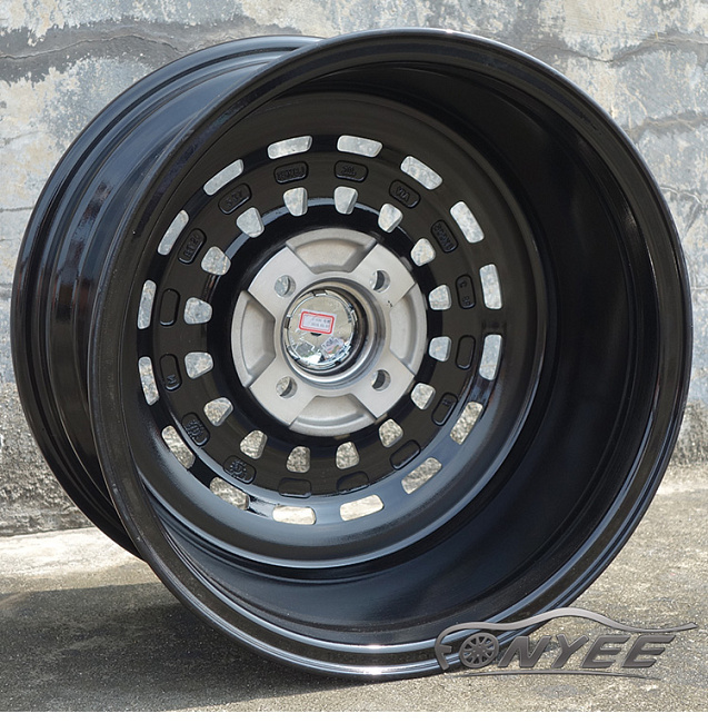 картинка Новые диски ESM 015 R15 4x100 ET25 J8 черный глянец магазин  StreetTuning 