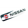 Шильдик в решетку радиатора с логотипом "Nissan"