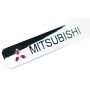 Шильдик в решетку радиатора с логотипом "Mitsubishi"