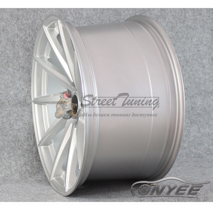 Новые диски Vossen CVT-L Replica R18 5X105 ET33 J8,5 серебристые