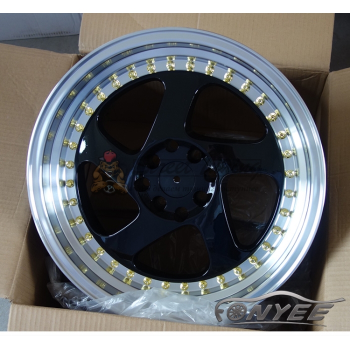 Новые диски Rotiform TMB Flat R18 5х100/114,3 ET30 J8,5 черный глянец + золотистые болтики