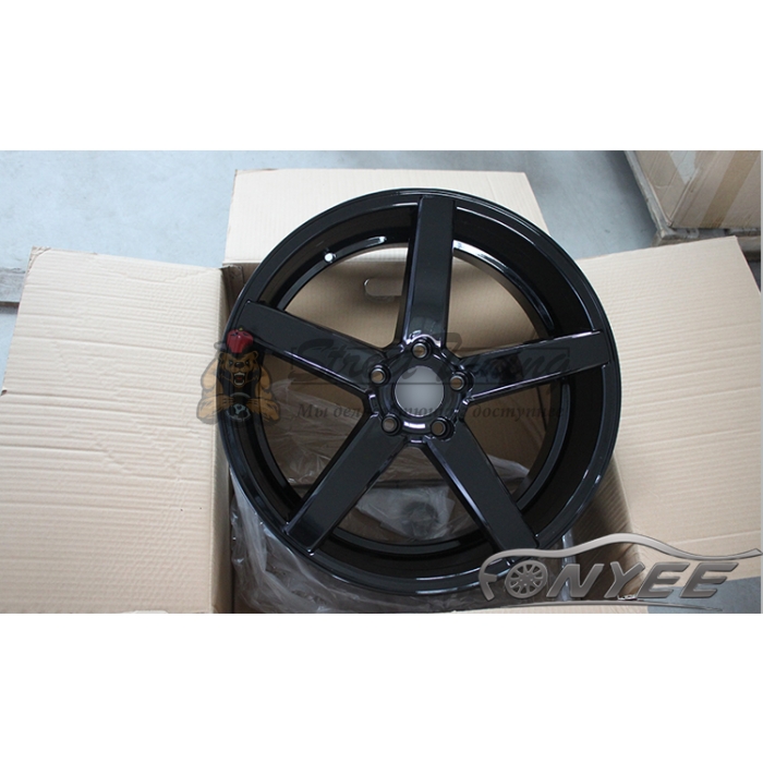 Новые диски Vossen CV3 Replica R20 5X114,3 ET35 J8,5 черный гляненц