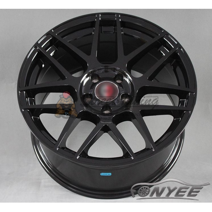 Новые диски CURVA C300 R18 5х114,3 ET35 J8,5 черный глянец