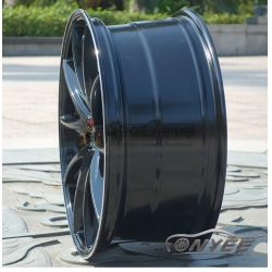 Новые диски Rays G25 R19 5X112 ET38 J9,5 черные глянцевые + серебристая окантовка