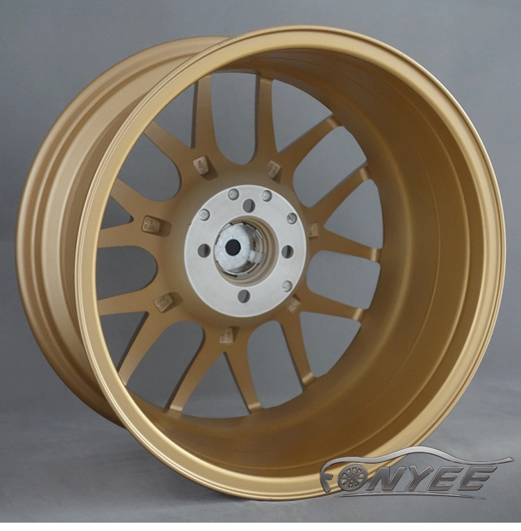 картинка Новые диски XXR 530 R17 4X100 ET35 J8,25, золотые от магазина  StreetTuning