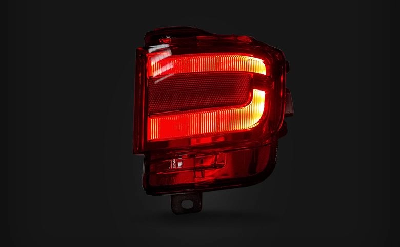 картинка Светодиодные фанари в задний бампер для Toyota Land Cruiser 200 2016-2017 г от магазина  StreetTuning