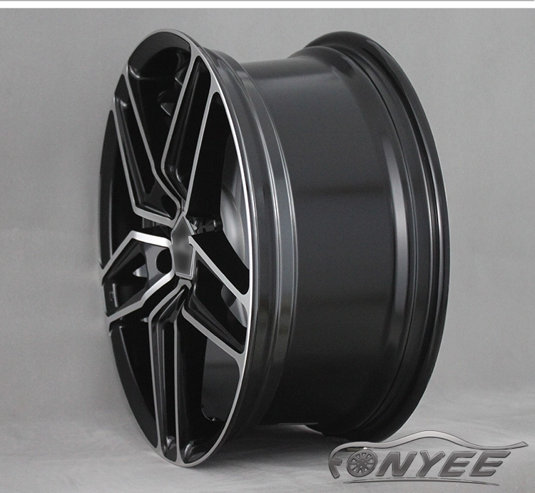 картинка Новые диски AC Schnitzer Type VIII R18 5X114,3 ET45 J8 черный + серебро от магазина  StreetTuning