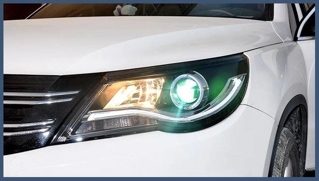 картинка Передние фары для Volkswagen Tiguan 2009-2011г магазин  StreetTuning 