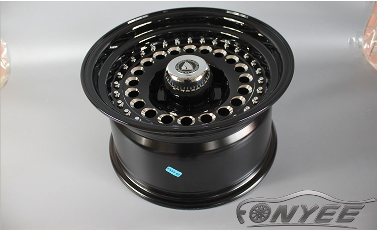 картинка Новые диски Raguna D-Force AKRO R15 6X139,7 ET-44 J10 черные + серебро от магазина  StreetTuning