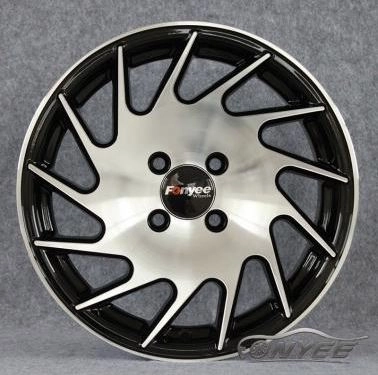 картинка Новые диски Vossen VLE1-L Replica R15 4X100 ET35 J7 черный глянец + серебро магазин  StreetTuning 