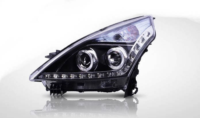 картинка Передние фары для Nissan Teana 2008-2012 от магазина  StreetTuning